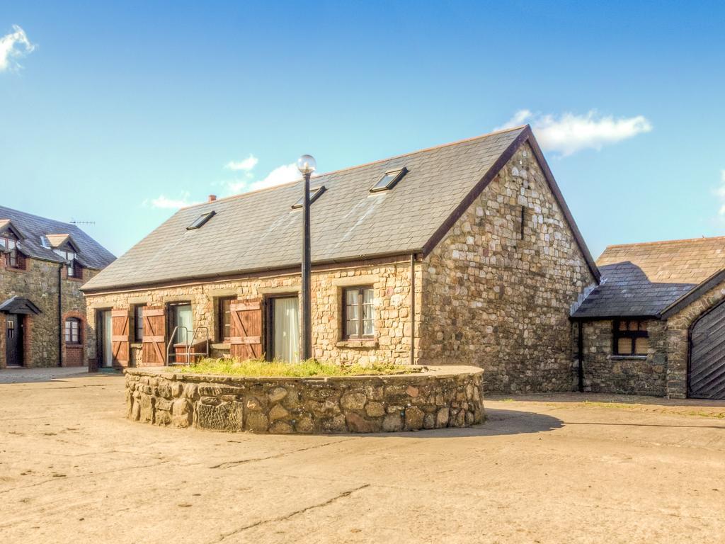 Clyne Farm Centre Villa Mumbles Exterior foto